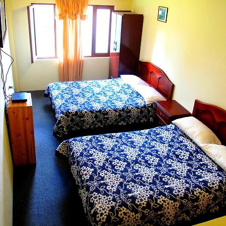 Aqua Hostal Mabel Cuenca Ngoại thất bức ảnh